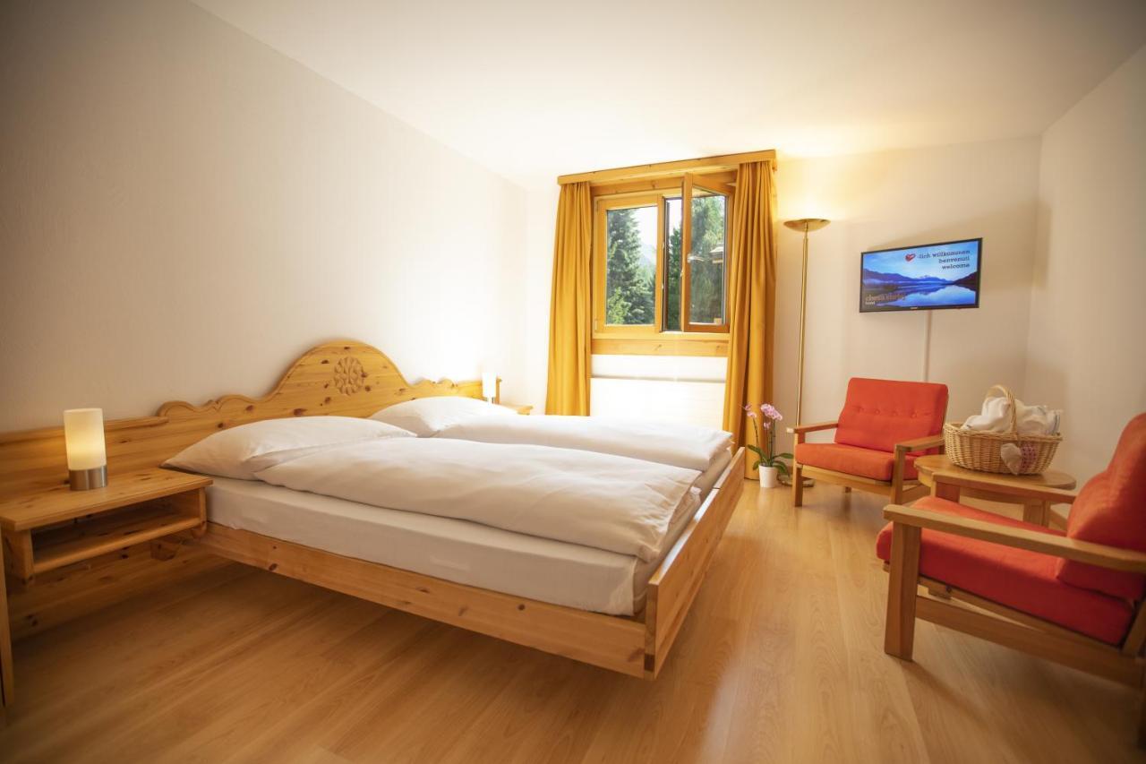 Hotel Chesa Surlej Silvaplana Kültér fotó