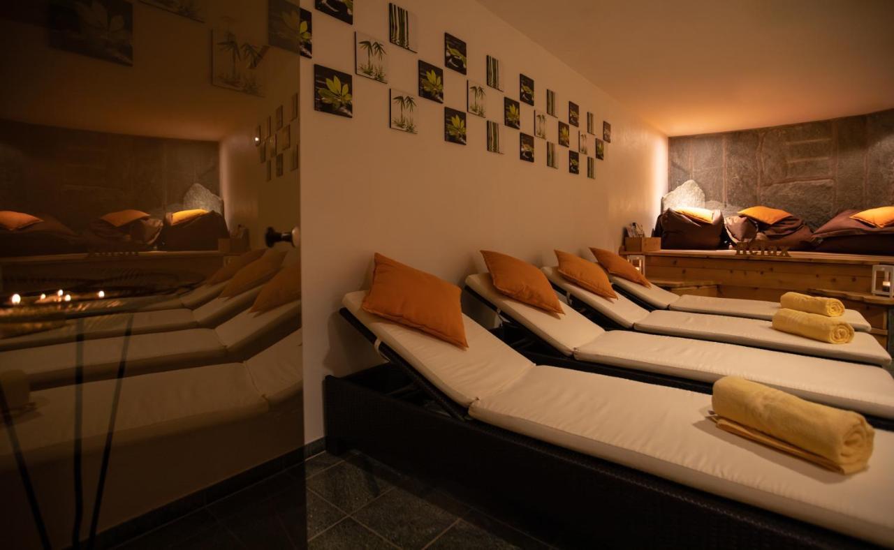 Hotel Chesa Surlej Silvaplana Kültér fotó